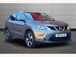 Grey Used 2017 Nissan Qashqai N-Connecta SUV | £8,795 (Fair price)