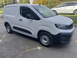 Icy white New 2025 Iveco Daily Van | £17,495