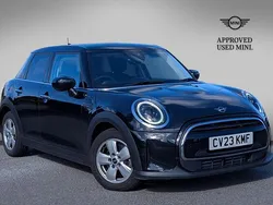 Black Used 2023 Mini Cooper Classic Hatchback | £19,899 (Fair price)