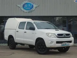White Used 2010 Toyota HiLux Pickup | £4,000