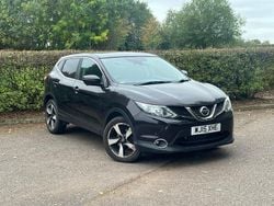Black Used 2015 Nissan Qashqai N-TEC SUV | £7,895 (Good price)