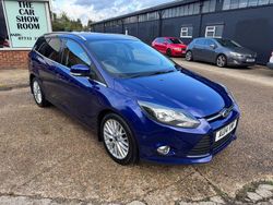 Blue Used 2014 Ford Focus Zetec Estate | £4,995 (Fair price)
