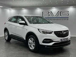White Used 2020 Vauxhall Grandland X SUV | £9,994 (Super price)