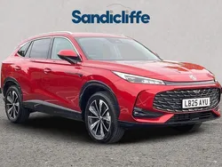 Tri coat dynamic red Used 2024 MG HS Trophy SUV | £21,928 (Expensive)