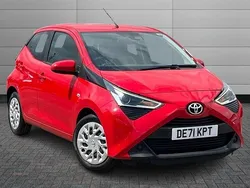 Red Used 2021 Toyota Aygo X-play Hatchback | £9,850 (Fair price)