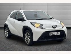 White Used 2024 Toyota Aygo PURE Hatchback | £15,999 (Fair price)