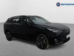 Black New 2025 MG HS Trophy SUV | £22,899 (Expensive)