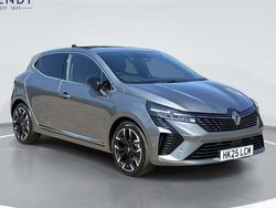 Used 2026 Renault Clio V Techno Hatchback | £19,399 (Fair price)