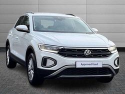 White Used 2023 VW T-Roc Life SUV | £19,150 (Fair price)