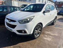 White Used 2014 Hyundai ix35 SE SUV | £2,150 (Fair price)