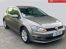 Grey Used 2013 VW Golf VII SE Hatchback | £6,495 (Fair price)