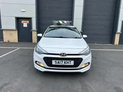 White Used 2017 Hyundai i20 SE Hatchback | £4,495 (Super price)