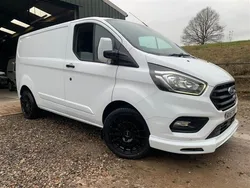 White Used 2018 Ford Transit Custom Trend | £9,995 (Fair price)
