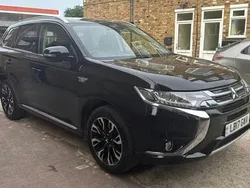 Black Used 2017 Mitsubishi Outlander P-HEV SUV | £9,780 (Fair price)