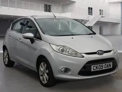 Silver Used 2009 Ford Fiesta Zetec Hatchback | £1,745 (Good price)