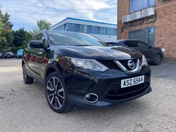 Black Used 2017 Nissan Qashqai Tekna SUV | £8,625 (Good price)