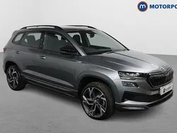 Used 2025 Skoda Karoq SportLine SUV | £25,099 (Super price)