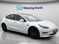 White Used 2021 Tesla Model 3 Standard Range Plus Sedan | £17,500 (Fair price)