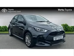 Black Used 2023 Toyota Yaris Hybrid Hatchback | £17,499 (Fair price)