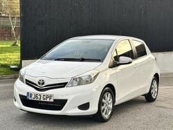 White Used 2013 Toyota Yaris Hatchback | £4,499 (Good price)