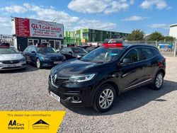 Black Used 2016 Renault Kadjar Dynamique SUV | £6,410 (Fair price)