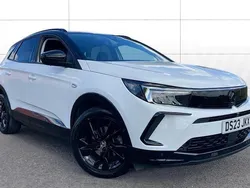 White Used 2023 Vauxhall Grandland X SUV | £15,769 (Fair price)