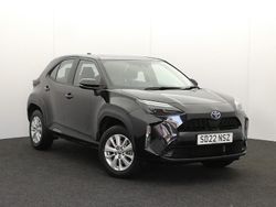 Black Used 2022 Toyota Yaris Hybrid Estate | £17,498 (Good price)