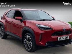 Used 2025 Toyota Yaris Hybrid Estate | £20,874 (Fair price)