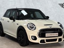 White Used 2020 Mini Cooper S Hatch Hatchback | £19,695 (Fair price)