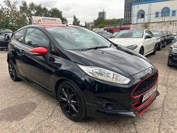 Black Used 2016 Ford Fiesta Zetec Hatchback | £4,990 (Fair price)