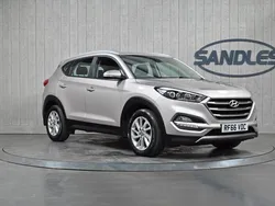White Used 2016 Hyundai Tucson SE SUV | £11,499 (Good price)