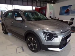 Grey Used 2022 Kia Niro 2 SUV | £18,999 (Fair price)
