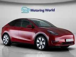 Red Used 2023 Tesla Model Y SUV | £23,600 (Good price)