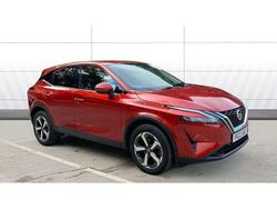 Red Used 2022 Nissan Qashqai N-Connecta SUV | £17,307 (Fair price)