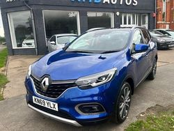 Blue Used 2019 Renault Kadjar Version S SUV | £9,495 (Fair price)