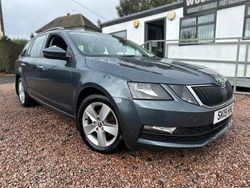Grey Used 2019 Skoda Octavia SE Estate | £9,995 (Good price)