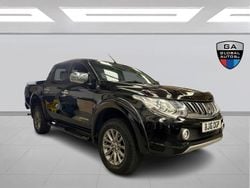 Black Used 2016 Mitsubishi L200 Pickup | £14,500 (Fair price)