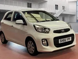 White Used 2016 Kia Picanto 2 Hatchback | £7,995 (Fair price)