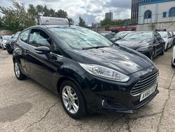 Black Used 2016 Ford Fiesta Zetec Hatchback | £2,990 (Super price)