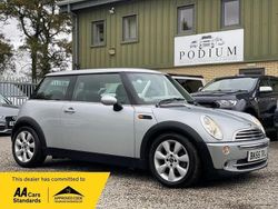 Silver Used 2005 Mini Cooper Hatch Hatchback | £2,490 (Expensive)