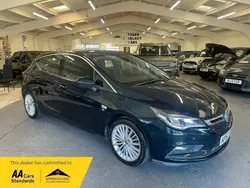 Green Used 2017 Vauxhall Astra Elite Hatchback | £6,300 (Fair price)