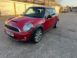 Red Used 2007 Mini Cooper S Hatch Hatchback | £1,800 (Super price)