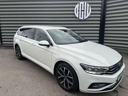 White Used 2021 VW Passat SEL Estate | £12,900 (Good price)