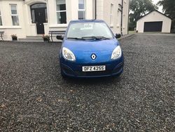 Blue Used 2010 Renault Twingo Expression Hatchback | £2,395 (Fair price)