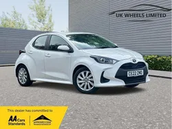 White Used 2022 Toyota Yaris Hybrid Hatchback | £13,190 (Super price)