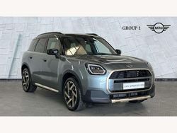 Green New 2025 Mini Countryman Exclusive SUV | £35,990 (A bit pricey)