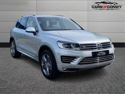 Silver Used 2015 VW Touareg R-line SUV | £16,995 (Fair price)