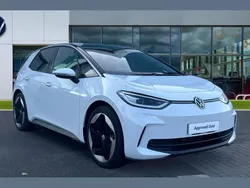 White Used 2025 VW ID.3 Pro Hatchback | £29,036