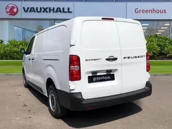 White New 2025 Peugeot Expert Van | £21,290 (Fair price)