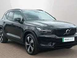 Black Used 2022 Volvo XC40 Core SUV | £21,000 (Good price)